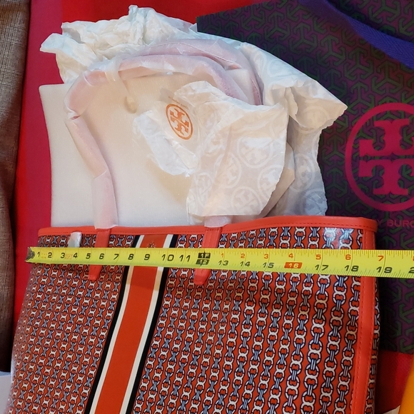 Gemini Tory Burch - Picture 8 of 12